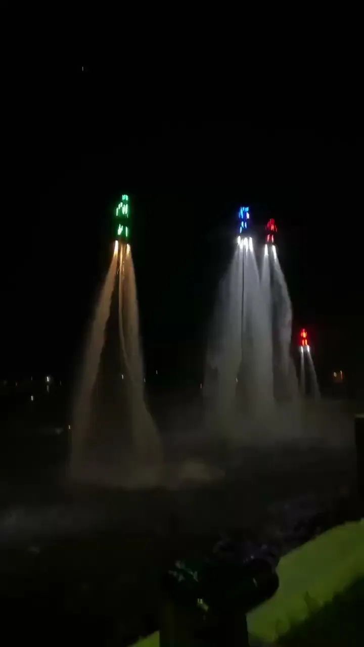 Flyboard Night Show — trang phục LED