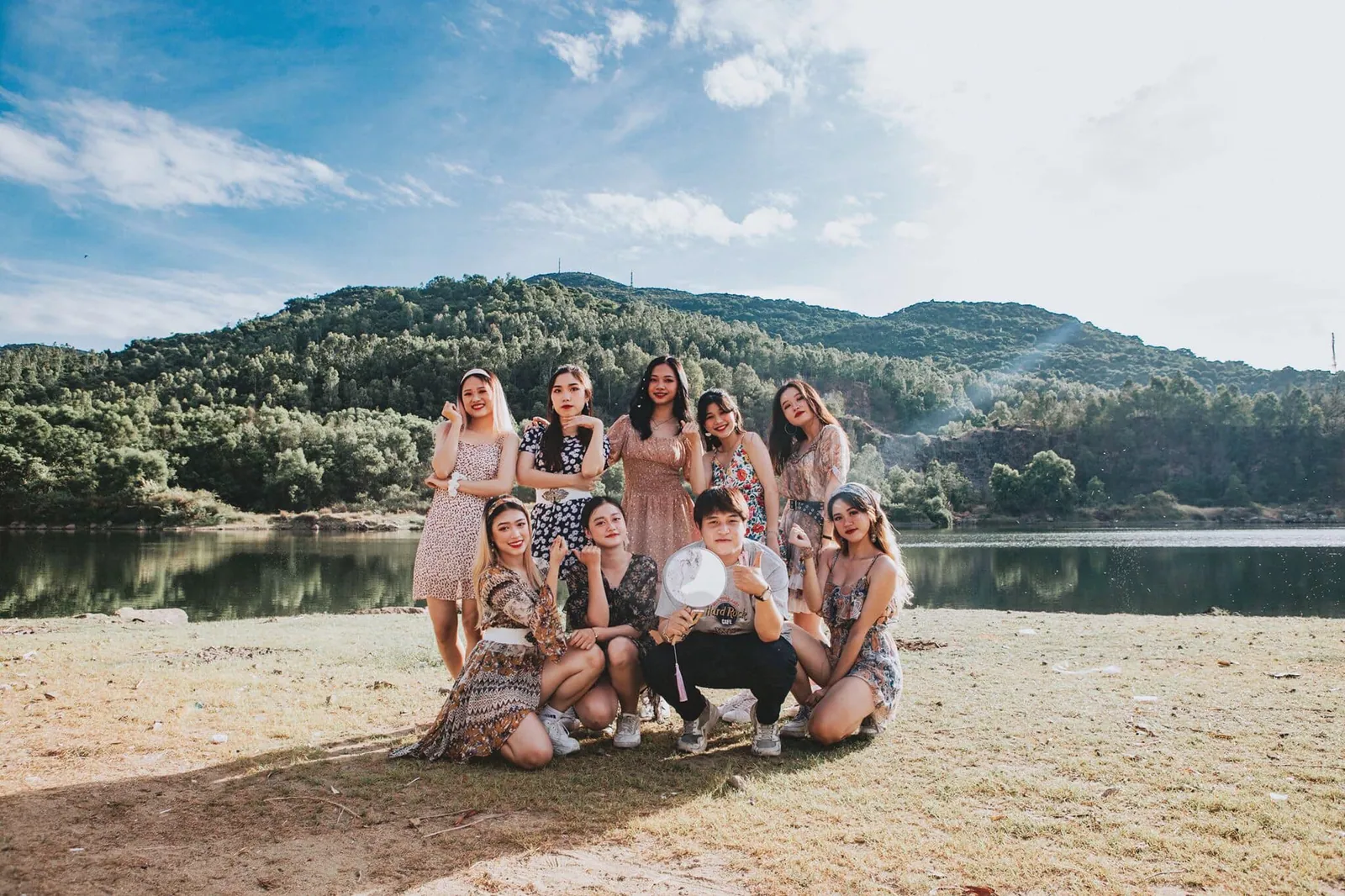 Ê-kíp Galaxy Dance Center